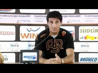 Скачать видео: Roma, Burdisso:| 'Lottiamo per il titolo come 3 anni fa'