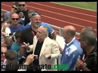 VIDEO De Laurentiis:| 'Lavezzi? Uno scapigliato'