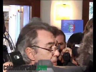 Moratti: 'Mourinho è il migliore, cerchiamo un attaccante'. VIDEO