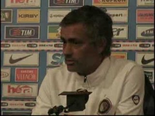 Mourinho "sto bene qui" - Mourinho "i stay well here"