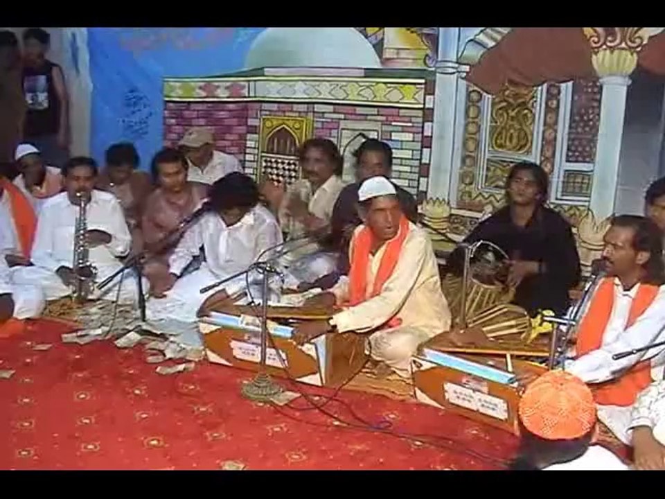 Meri ha Dua Ay  mery Khawaja Piya (Qawal) Ashiq Ali Sikhawat Ali __ Urs-e-Pak Khawaja Gareeb Nawaz (r.a) at Markaz Faizan-e-Chisht Sangla Hill (Upload By: Asad Ali Chishti)