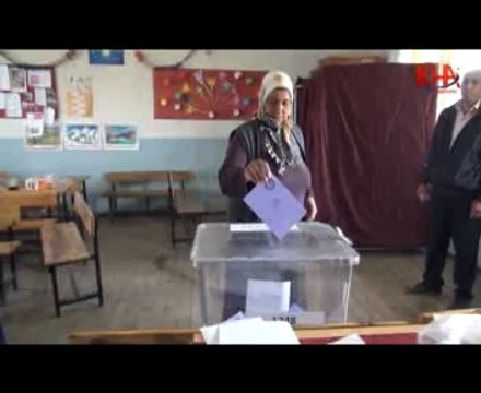 kars tekneli köyünde muhtarlik secimi yenilendi kha.com.tr kafkas haber ajansı kha (2)