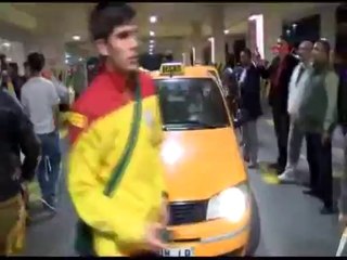 Galatasaray'a davullu zurnalı karşılama