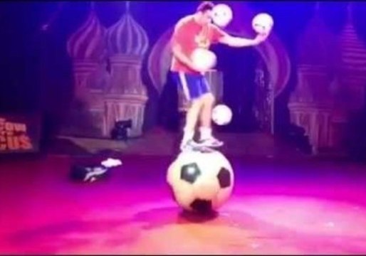 Unique Football Juggling Record Set