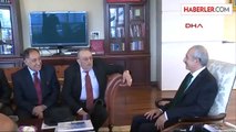 Seyit Hacı Kureyş Dergahı Başkanı ve Yönetim Kurulu Üyeleri, Kılıçdaroğlu'nu Ziyaret Etti