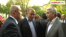 Kılıçdaroğlu, 90 Karanfille Cumhuriyet Gazetesinin Resepsiyonuna Katıldı