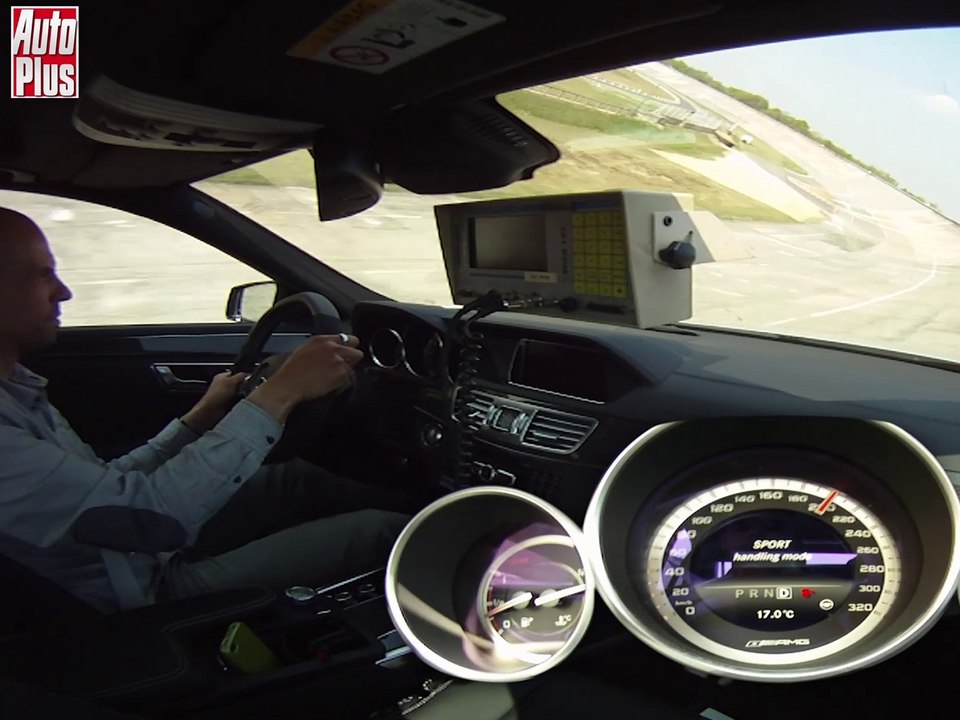 Mercedes E63 AMG au 1000m départ arrêté