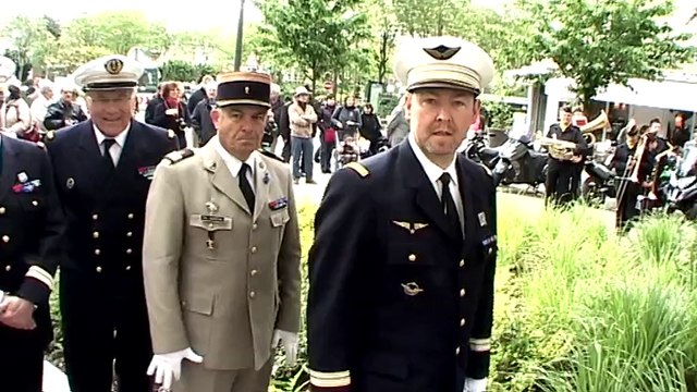 Commémoration du 8 Mai à Vincennes anniversaire de l'armistice 1945
