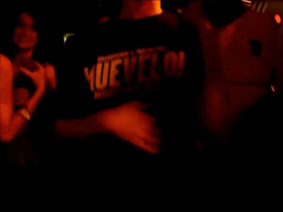 MUEVELO ! 7 mai 2014