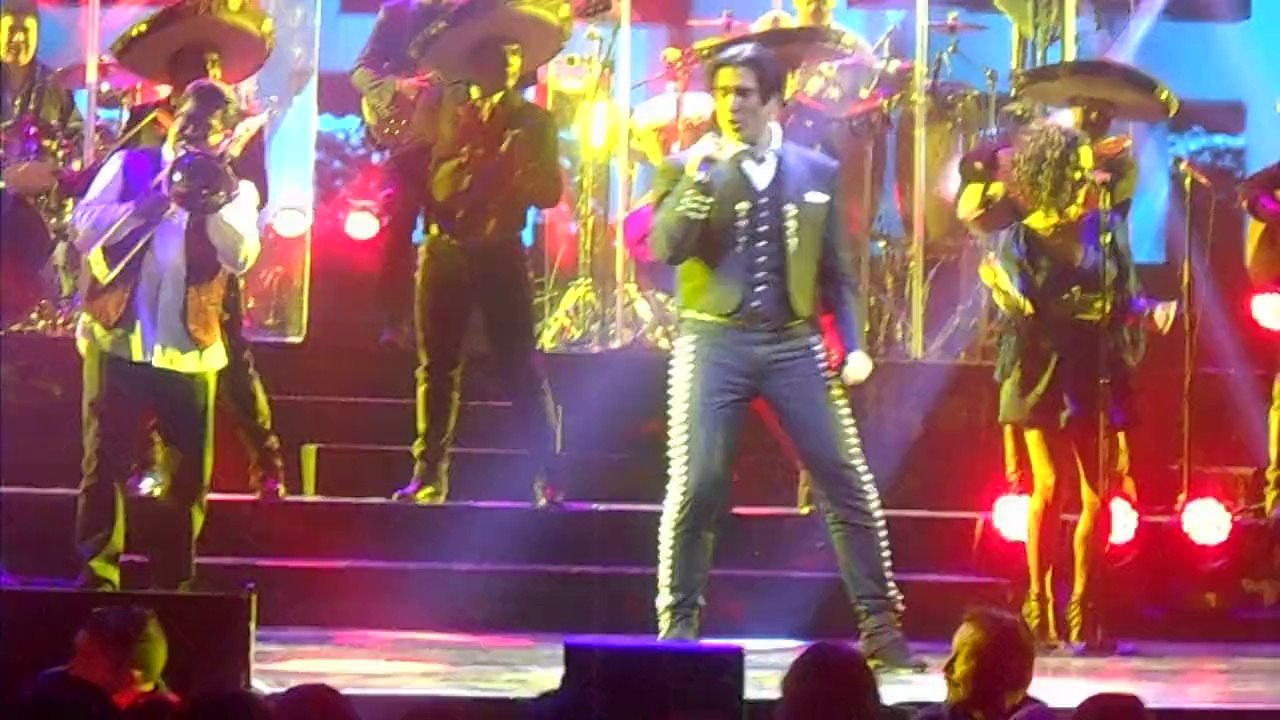 Alejandro Fernandez-Sin tantita pena-DSCN3533