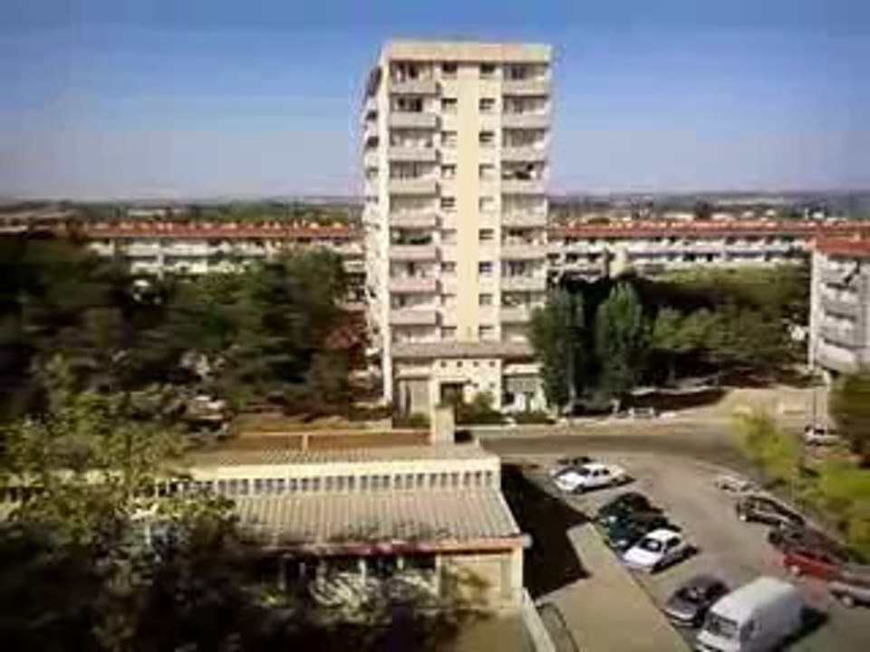 Toulouse (31) : visite de la cité "Les Izards"