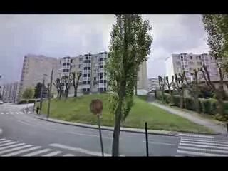 Saint-Etienne (42) : visite de la cité "La Cotonne"