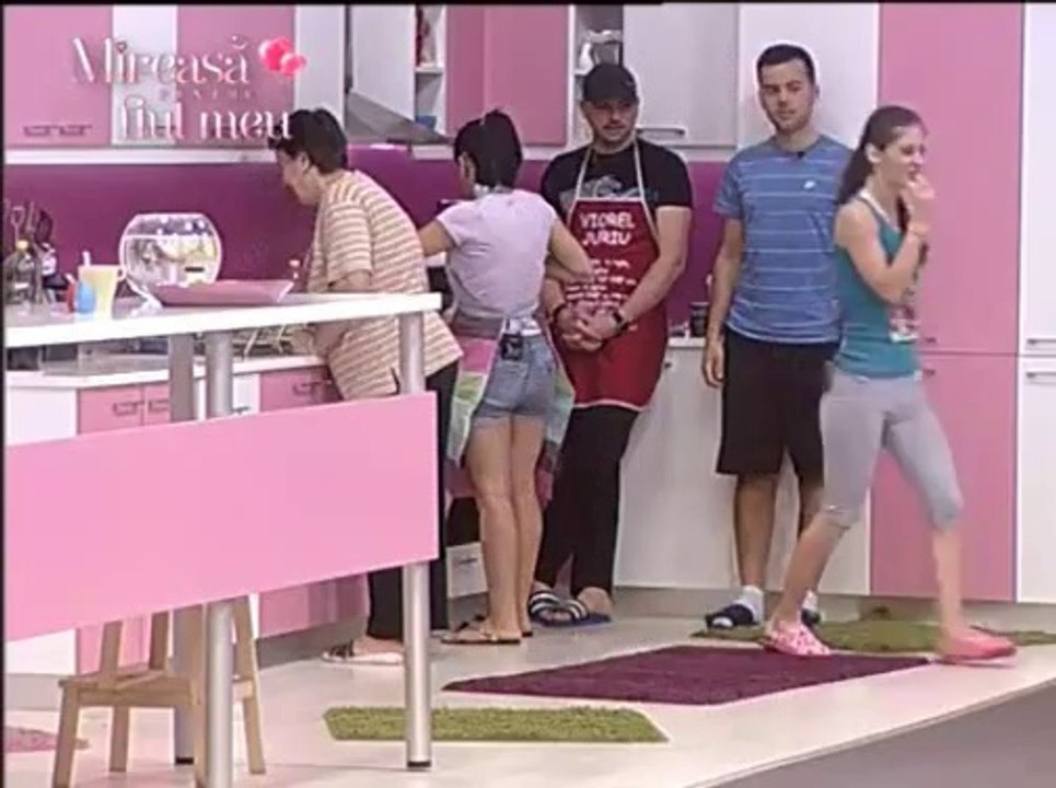 pingu bucatareste 08.05.2014