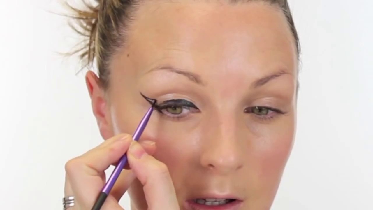 KATY PERRY MAKE-UP TUTORIAL & SIGNED LASH GIVEAWAY