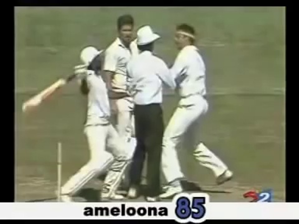 [Cricket Fights] Javed Miandad Power