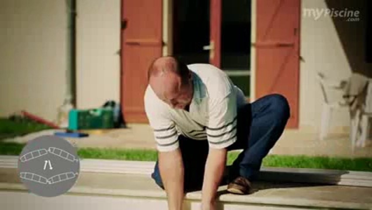 Les étapes clés de l'installation d'un volet roulant pour piscine