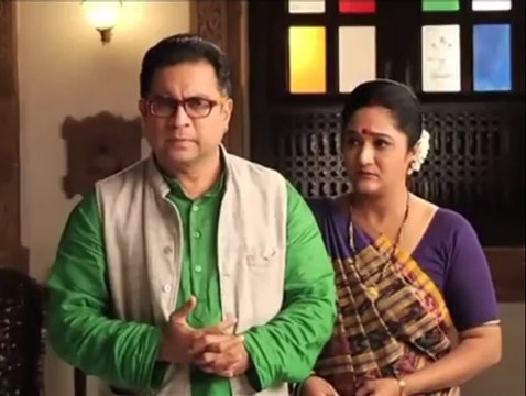 Saraswatichandra : Kalika thrown out from Desai house - IANS India Videos