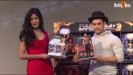 Descargar video: AAMIR Khan & KATRINA Kaif UNVEIL THE 1ST EVER CELIBRITY DOLLS BY MATTEL TOYS AND MERCHANDISE AT YASHRAJ STUDIO Dhoom 3 Bollywood Movie Promotion