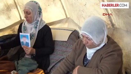 Çocuklarını PKK'nın Kaçırdığını Söyleyen Aile Kaymakamlık Önüne Çadırlı Eyleme Başladı 2