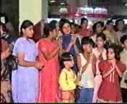 KLAAM,,GUROLLI BY SINGER NADEEM BUTT PERFORMING IN SIND BAD FOTRES STADIAM LHR