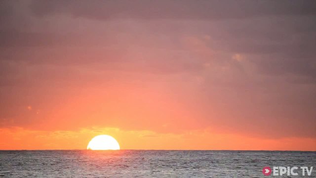Ile de la réunion : du kitesurfeur entre les récifs coralliens et la houle