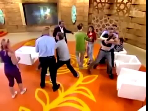 Canlı Yayın Canlı Yayın Olalı Böyle Kavga Görmemiştir.Komik Videolar İlginç Videolar