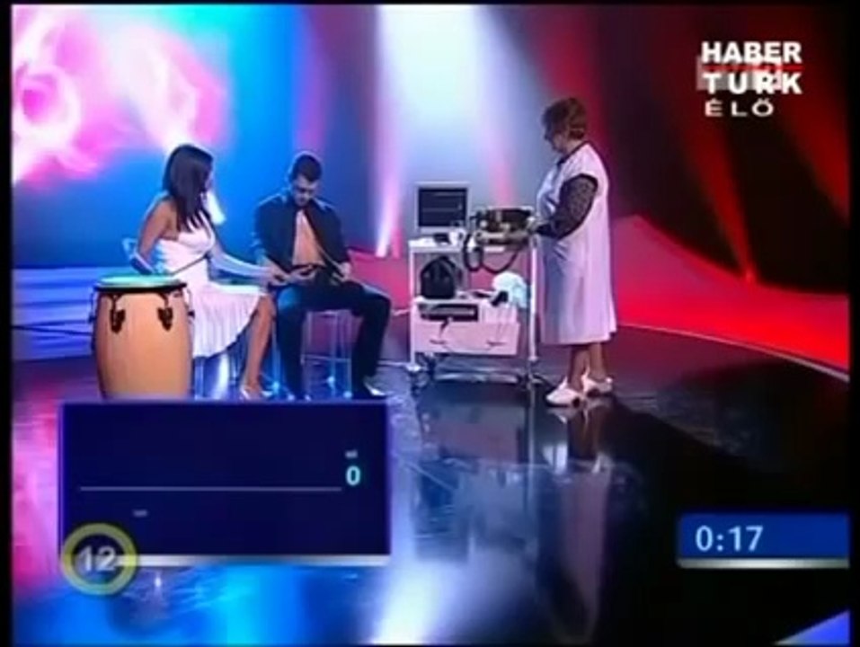 Canlı yayında kendini böyle öldürdü!!!