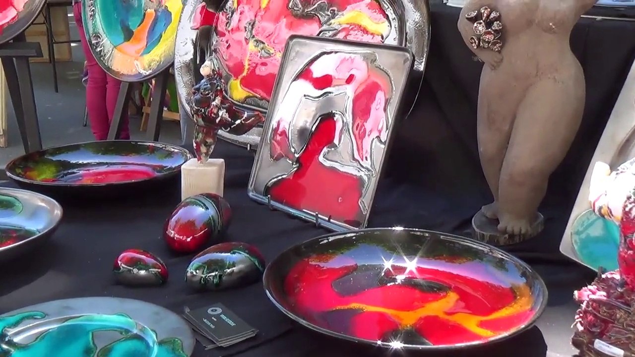 Salernes Var 1er printemps Salernois Vendredi 9 Mai 2014 Le savoir-faire à Salernes, Potiers, Céramistes, Artisans, Commerçants, musique, « Nicolas Buffet, le Groupe Balmousha dégustations, ateliers, avec l' association des commerçants de Salernes Dracéni