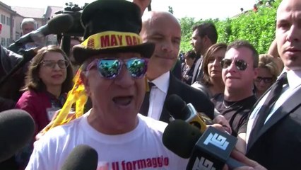 Former Italian PM Berlusconi begins community service