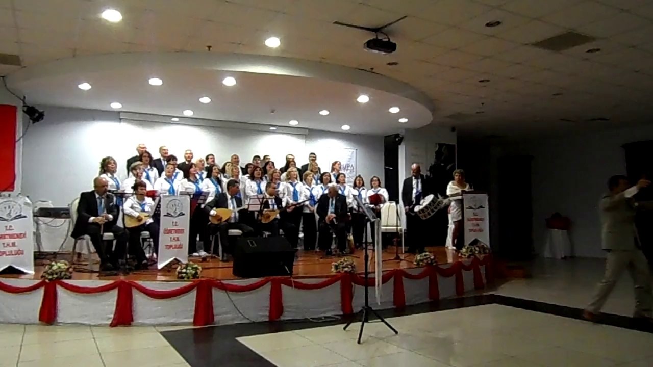 Adana Öğretmenler korosu  Altın Yüzüğüm Kırıldı