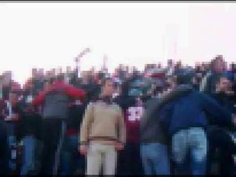 8η Δόξα Δράμας-ΑΕΛ 1-2 2003-04 Οπαδικό ενωμένο Κερκίδα