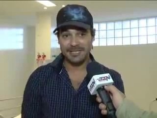 Pedro nota TSN Necochea visitando la nueva guardia del Hospital