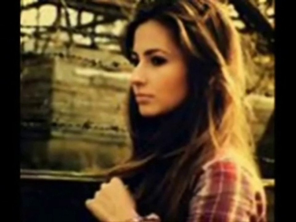 Gönül Akkor ✿SENİ SESİNİ UNUTABİLSEM✿