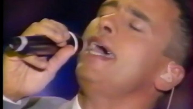 Eros Ramazzotti live @ Victoires de la Musique - Paris - 1997