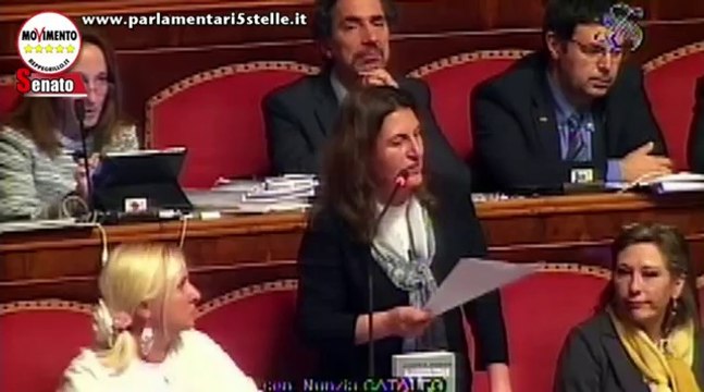 #SchiaviMai! Dichiarazione di voto M5S sul Jobs Act - Nunzia Catalfo - MoVimento 5 Stelle
