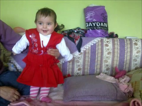 GÜNGÖR YILDIZ...NECMİ ÖKSÜZ mavi gözlü kızları koluma dakacam