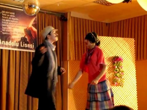 Seydişehir anadolu lisesi şiir gecesi düzenledi