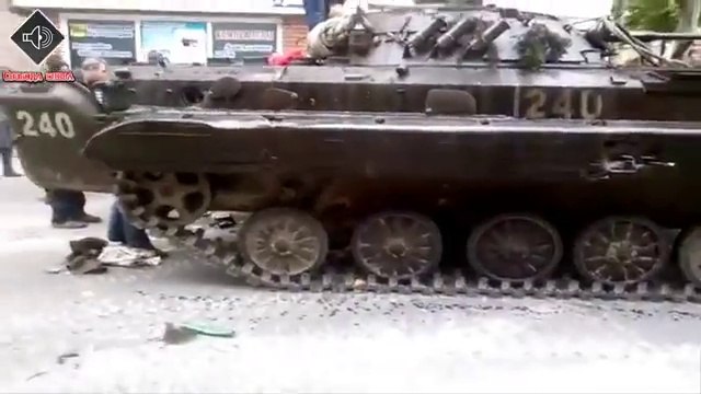 Ukraine BMP Captured by Civilians 9 May 2014 Мариуполь