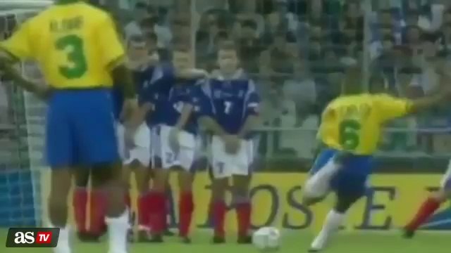 Los cinco mejores goles de tiro libre de la historia del fútbol