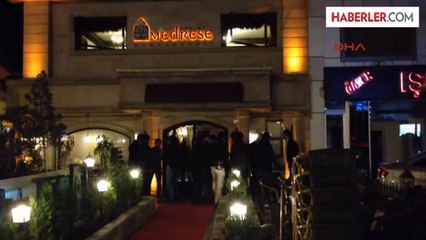 Ellerinde Bıçaklarla Kahvehane Bastılar: 5 Yaralı