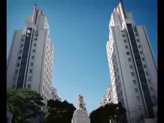 Villeurbanne (69) : visite du quartier "Gratte-Ciel"