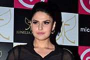 Zarine Khans Fashion Sense Gone For A Toss