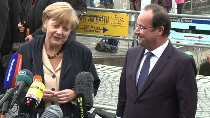 Hollande accueilli par Merkel pour une visite informelle
