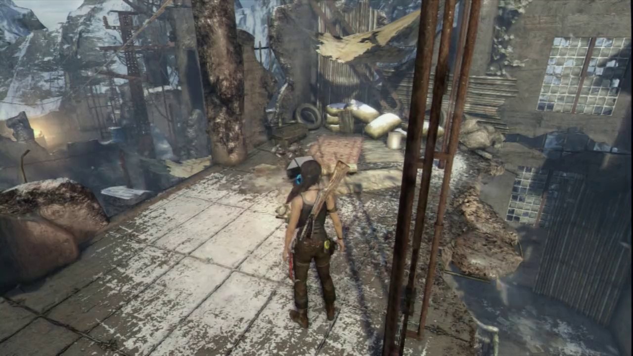 L'extérieur de la base_7.1-Les 2 camps_Tomb Raider 2013 une survivante est née