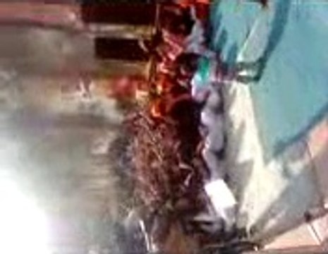 TERE RANG RANG BY SINGER NADEEM BUTT PERFORMING IN QUEENS COLLEGE LHR