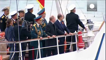 Ucraina: Merkel e Hollande ammoniscono Putin