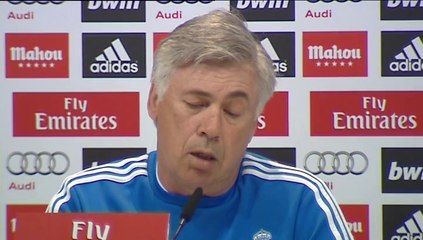 El entrenador del Real Madrid afirma que su equipo no está pensando en la Liga de Campeones