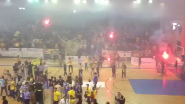 Ατμόσφαιρα στο κλειστό της Ζωφριάς (3) για ΑΕΚ