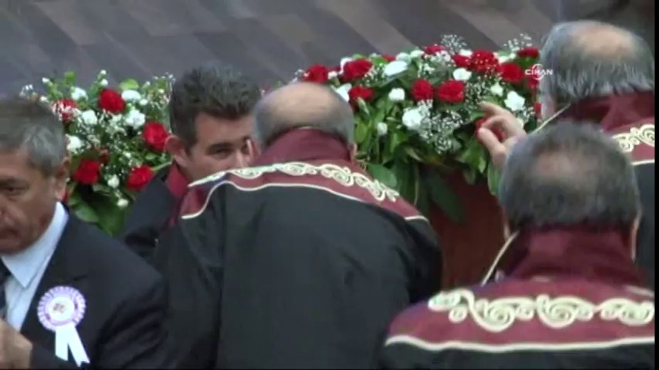 Başbakan Erdoğan'dan Metin Feyzioğlu'na böyle kızdı!