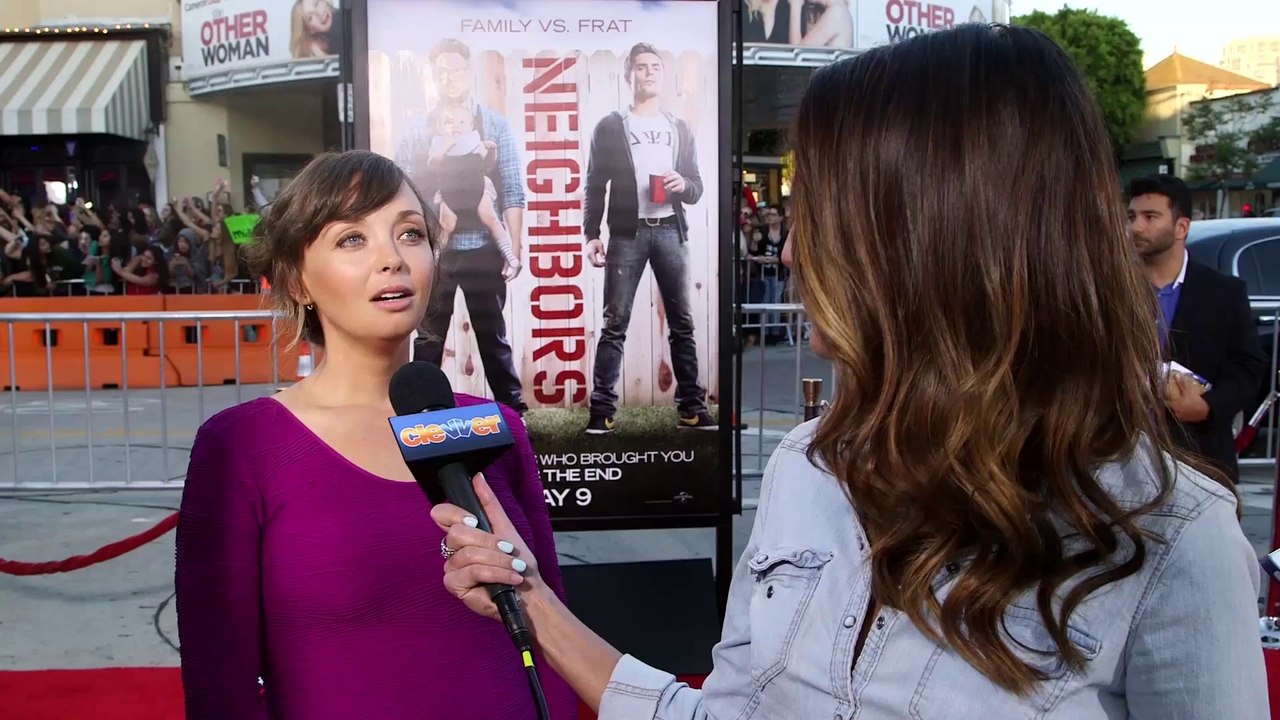 -Neighbors- Stars Talk Side Boob & Spooning with Dave Franco